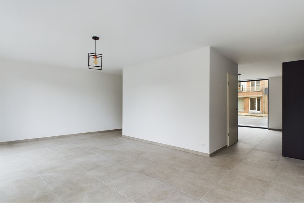 Semi-detached Maisonette - For Sale - Avelgem, Belgium - CAM02495G0-PR0049-STILL006.jpg - 210021026-497