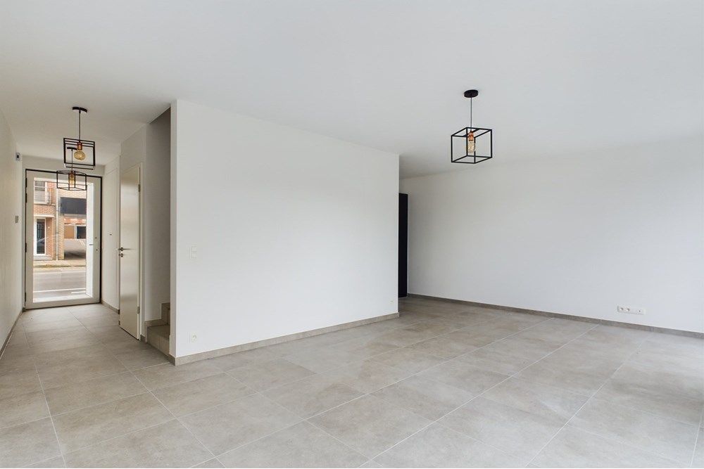 Semi-detached Maisonette - For Sale - Avelgem, Belgium - CAM02495G0-PR0049-STILL005.jpg - 210021026-497