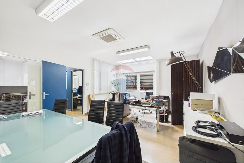 Entrepôt - A vendre - Luxembourg - CAM02933G0-PR0217-STILL010.jpg - 280171065-48