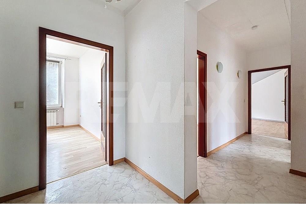 Immeuble de rapport - A vendre - Tétange - Hall1.jpg - 280371001-39