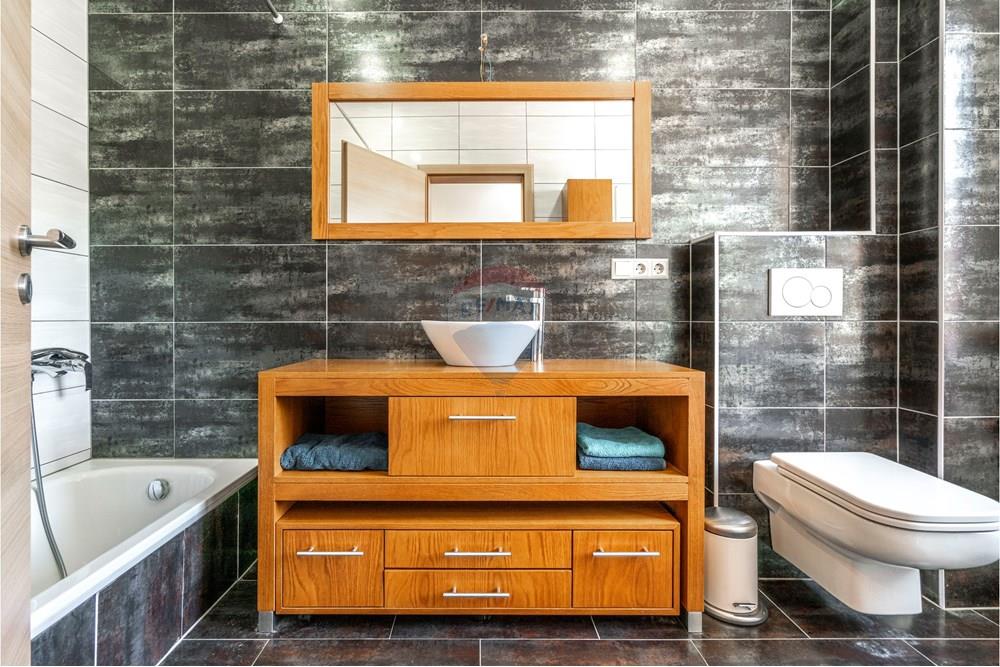 Detached house/villa - For Sale - Niederkorn - DSC0439.jpg - 280061004-97