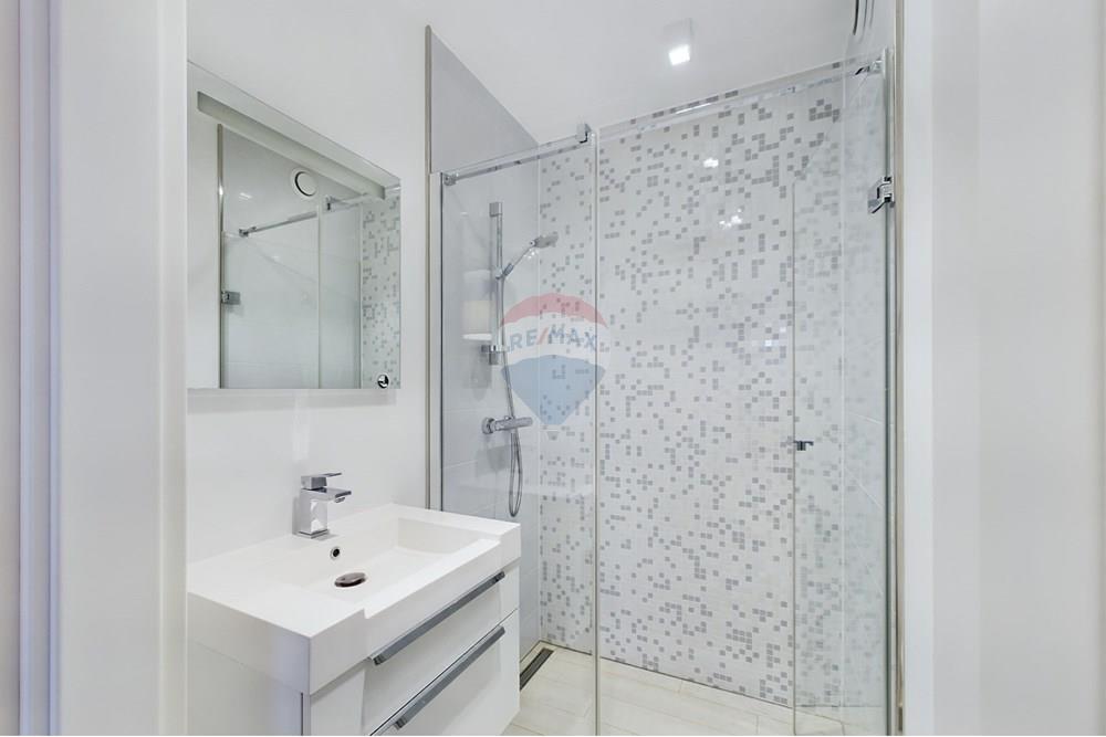 Detached house/villa - For Sale - Bridel - CAM01380G0-PR0135-STILL015.jpg - 280351003-145