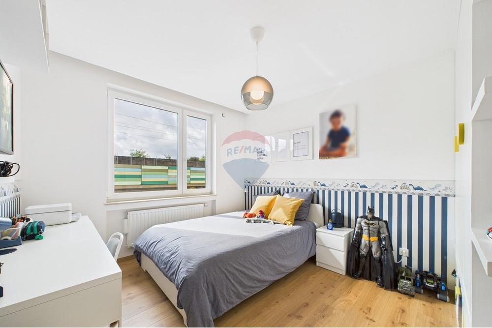 Appartement - A vendre - Esch-Sur-Alzette - CAM01691G0-PR0018-STILL004.jpg - 280061176-116