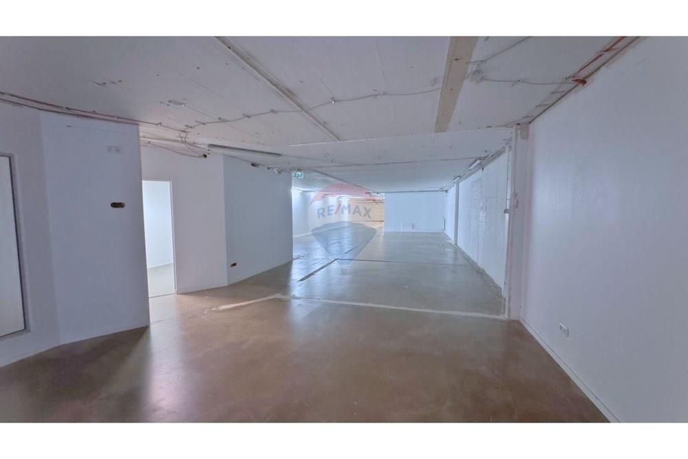 Warehouse - For Rent/To Let - Luxembourg - Дизайн без названия-16.jpg - 280361007-18