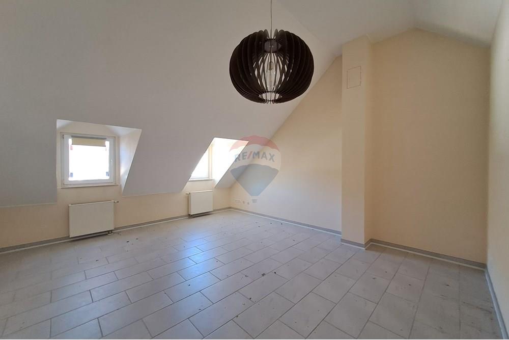 Appartement - A vendre - zFOREIGN PROPERTIES - WhatsApp Image 2025-03-19 at 13.15.22 (3).jpeg - 280191011-358
