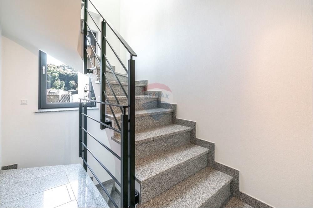 Detached house/villa - For Sale - Niederkorn - DSC0442.jpg - 280061004-97