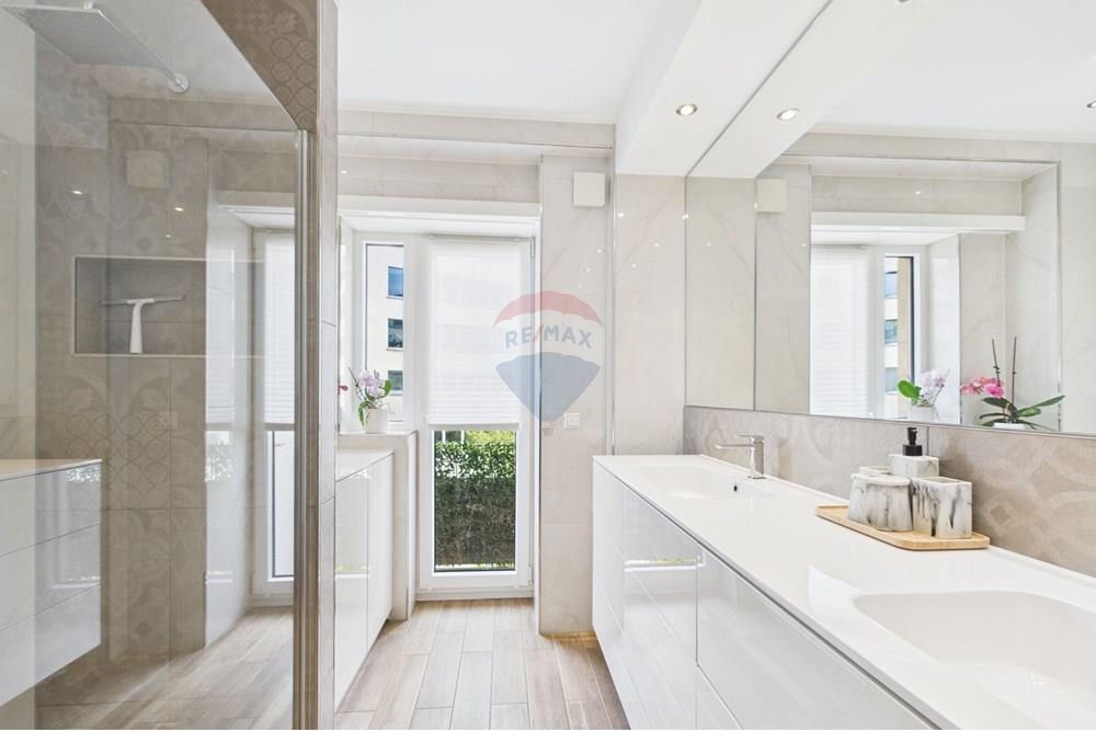 Appartement - A vendre - Luxembourg - f4446a51-16f3-4e4a-96cc-95cc6dabd5c8.JPG - 280191011-377