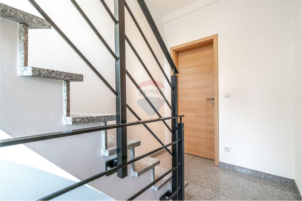 Detached house/villa - For Sale - Niederkorn - DSC0448.jpg - 280061004-97