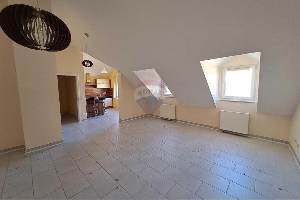 Appartement - A vendre - zFOREIGN PROPERTIES - WhatsApp Image 2025-03-19 at 13.15.22 (1).jpeg - 280191011-358