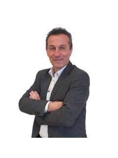 営業 (試用期間中) - Giuseppe Mirisola - RE/MAX Casa Service