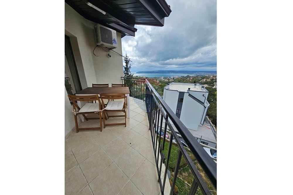 Студио/Ателие - Под наем - гр. Варна, Област Варна, България - viber_изображение_2025-10-07_14-54-18-730.jpg - Тераса - 360511013-73