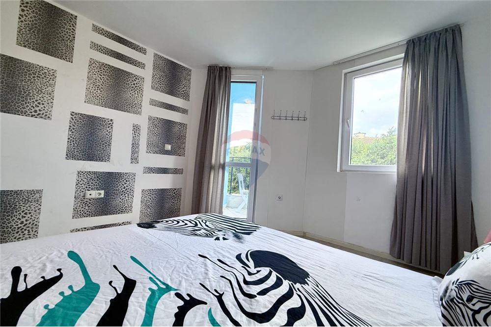 Апартамент - Под наем - гр. Балчик, Област Добрич, България - Светла спалня с изход към тераса - Спалня - 360321025-232