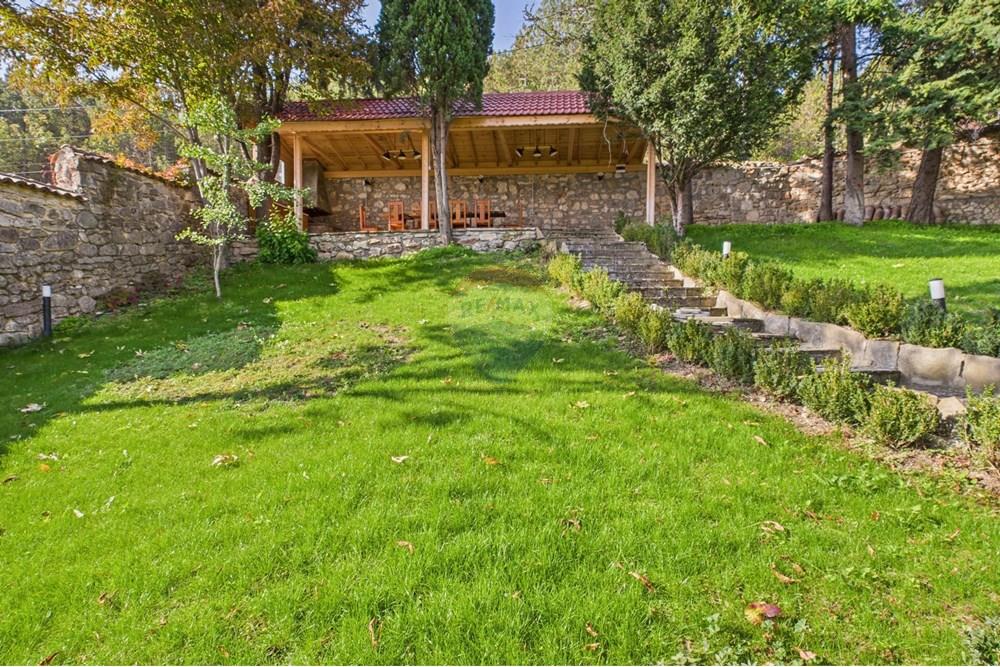 Градска къща - За продажба - гр. Балчик, Област Добрич, България - CAM02224G0-PR0274-STILL010.jpg - Двор - 360321001-509