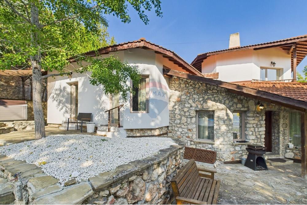 Градска къща - За продажба - гр. Балчик, Област Добрич, България - CAM02224G0-PR0274-STILL014.jpg - Друга - 360321001-509