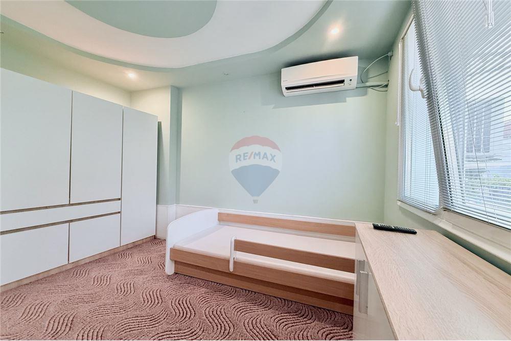 Апартамент - Под наем - гр. Варна, Област Варна, България - Уютна детска спалня - Детска стая - 360321025-244