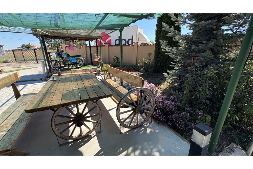 Земеделски имот - За продажба - с. Пробуда, Област Търговище, България - 1759472629560349.jpg - 360471029-9