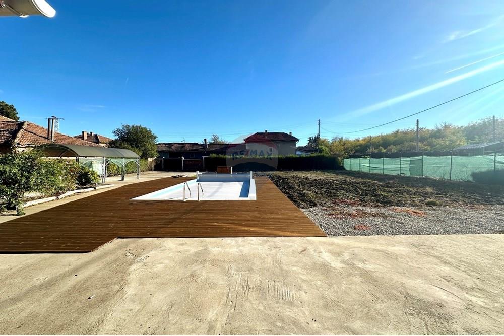 Селска къща - За продажба - с. Караисен, Област Велико Търново, България - viber_изображение_2025-11-03_09-49-24-775.jpg - Двор - 360431008-396