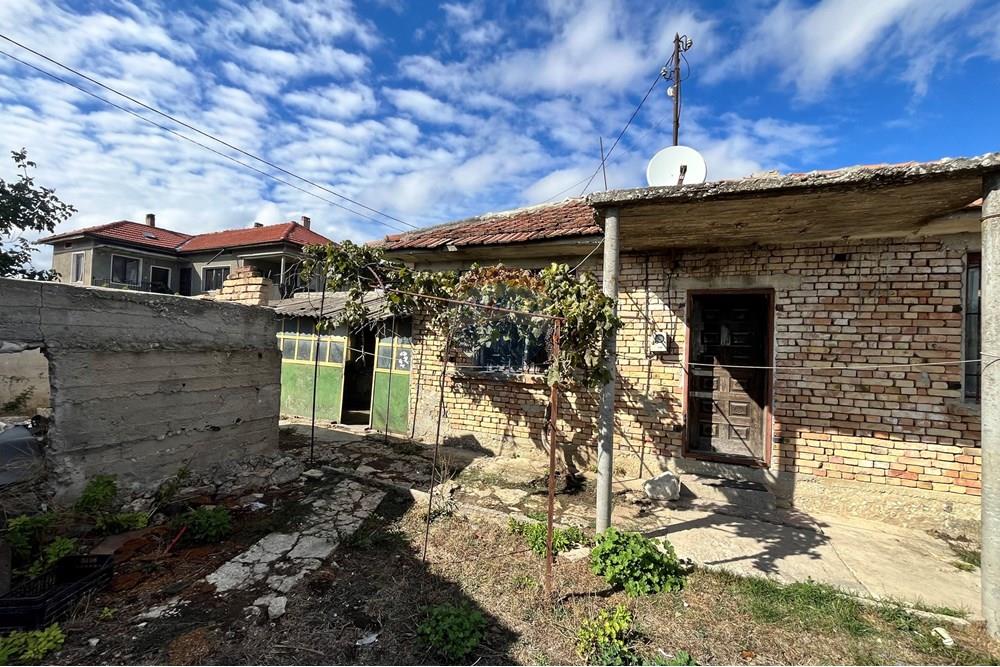 Селска къща - За продажба - с. Въглен, Област Варна, България - IMG_1268.jpeg - 360391067-11