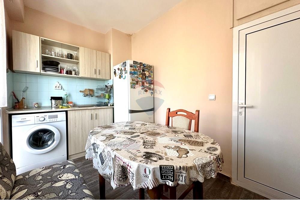 Апартамент - За продажба - гр. Велико Търново, Област Велико Търново, България - viber_изображение_2025-10-24_11-53-59-396.jpg - Кухня - 360431008-394