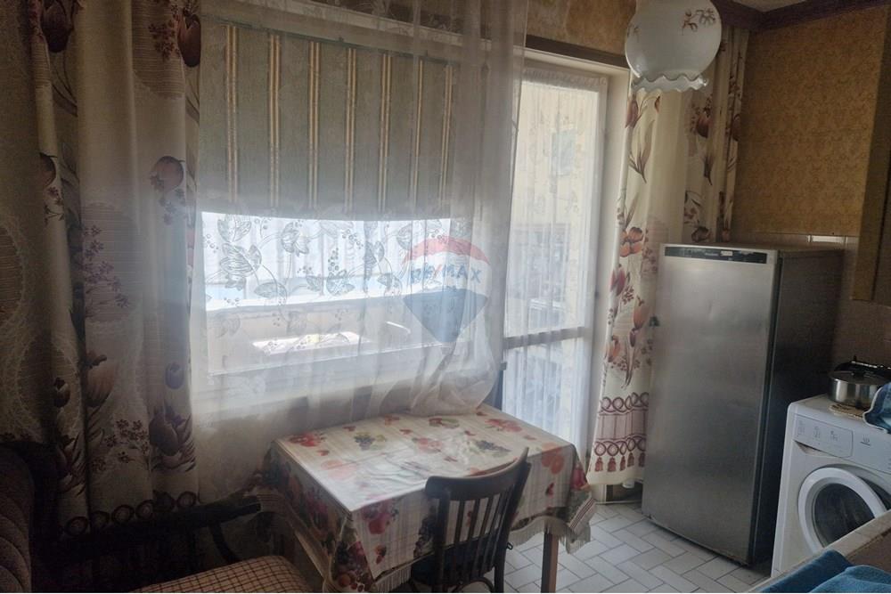 Condo/Apartment - For Rent/Lease - Varna, Varna, Bulgaria - 1000047040.jpg - 360531003-63