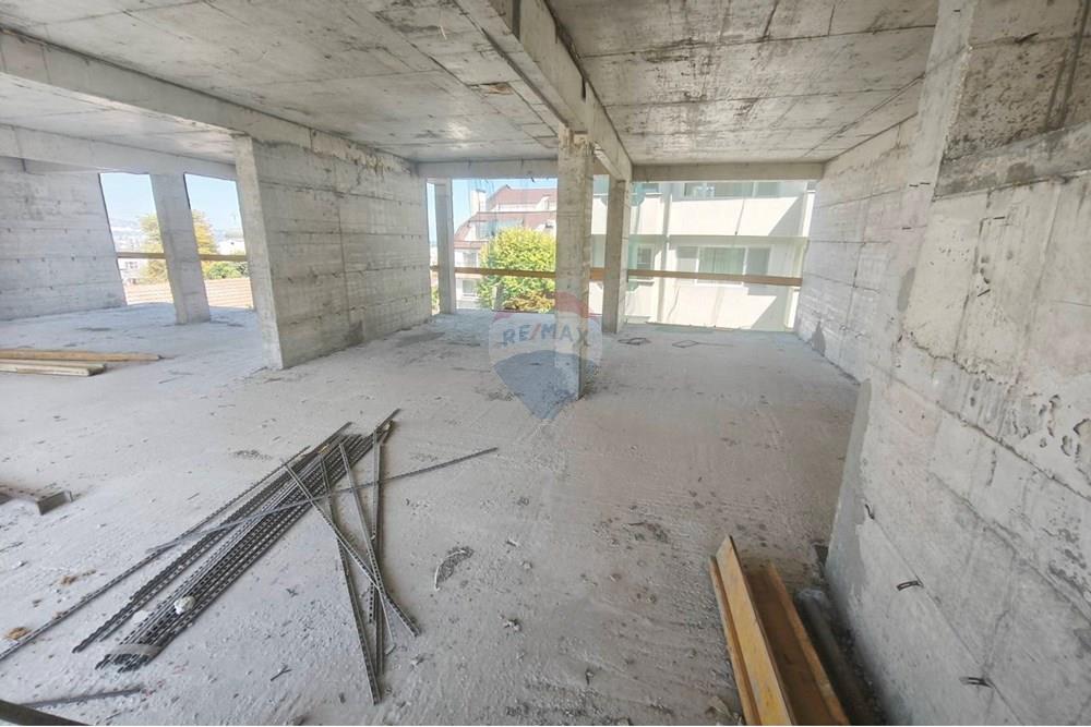 Condo/Apartment - For Sale - гр. Варна, Област Варна, Болгария - 8.jpg - 360391040-43