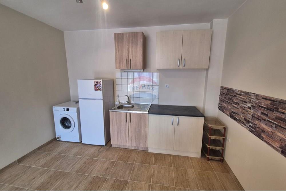 Апартамент - Под наем - гр. Варна, Област Варна, България - Изображение от WhatsApp на 2025-10-28 в 12.30.22_f20a39b5.jpg - Кухня - 360511013-84