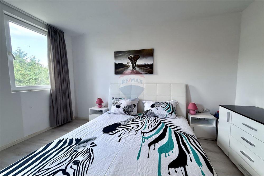 Апартамент - Под наем - гр. Балчик, Област Добрич, България - Светла спалня с изход към тераса - Спалня - 360321025-232