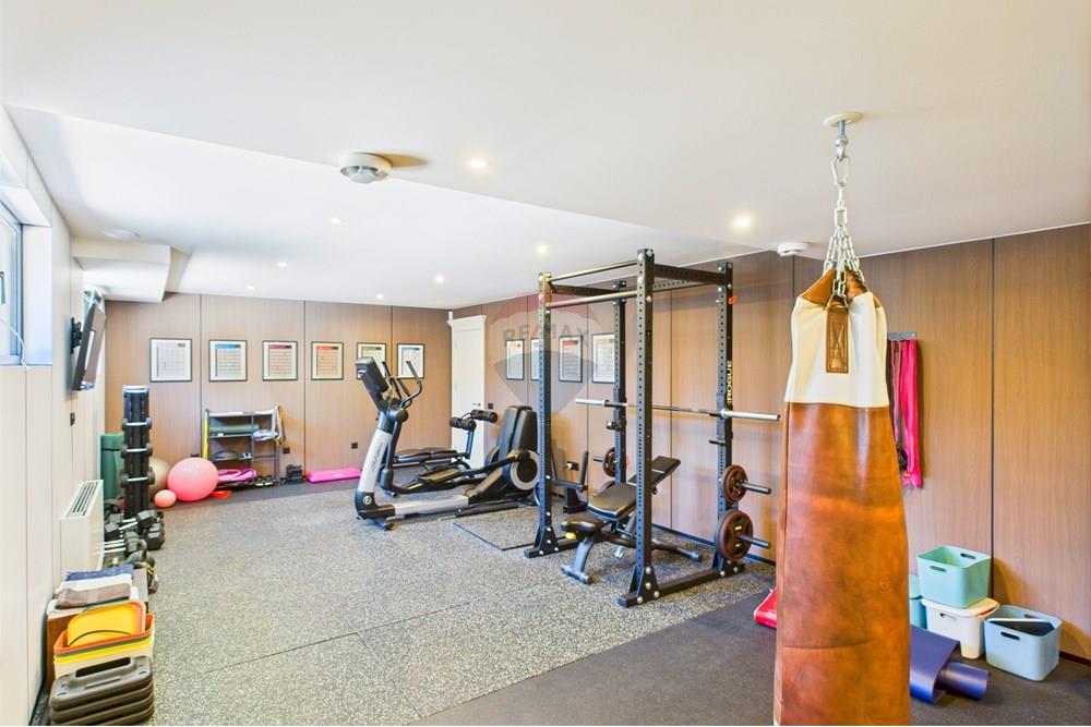 Градска къща - За продажба - гр. София, Област София град, България - CAM02315G0-PR0069-STILL035.jpg - 360241007-111