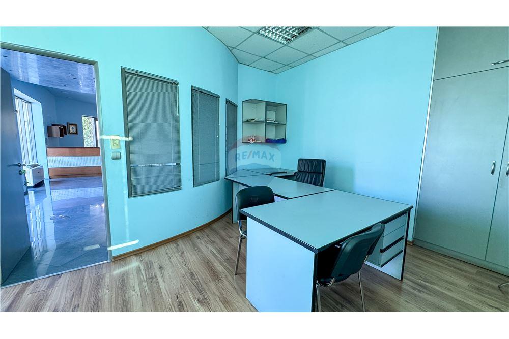 Индустриална сграда - За продажба - гр. Петрич, Област Благоевград, България - 11 - 360561012-183