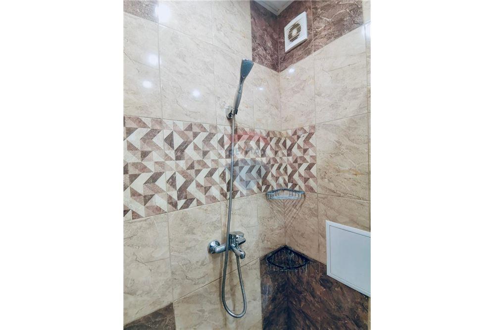 Апартамент - За продажба - гр. Балчик, Област Добрич, България - Баня и тоалетна в едно помещение - Баня - 360321025-246