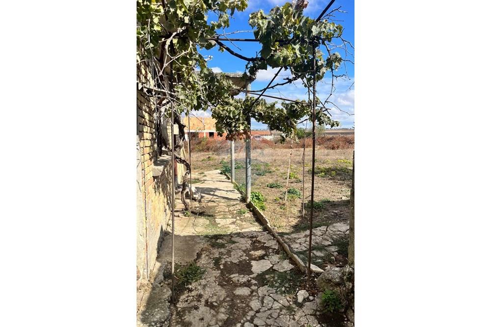 Селска къща - За продажба - с. Въглен, Област Варна, България - IMG_1284.jpeg - 360391067-11