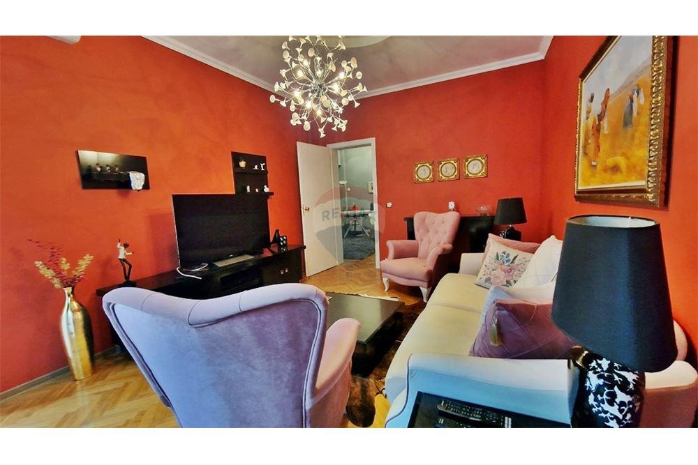 Апартамент - За продажба - гр. Пловдив, Област Пловдив, България - ХОЛ - 360261007-211