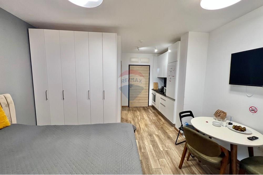 Апартамент - За продажба - к.к. Св. Св. Константин и Елена, Област Варна, България - IMG_6388.jpeg - 360391002-167