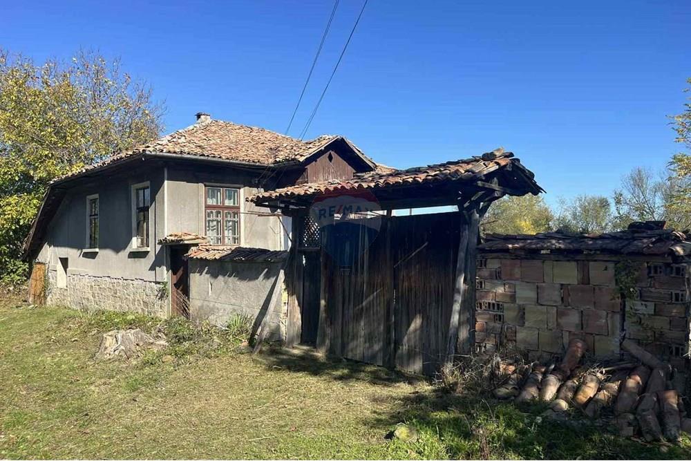 Селска къща - За продажба - с. Къпиново, Област Велико Търново, България - viber_image_2025-11-03_11-23-16-651.jpg - 360431023-111