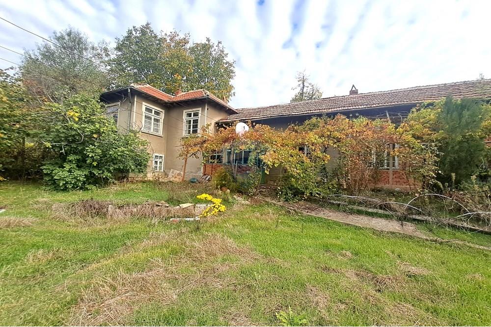 Селска къща - За продажба - с. Тетово, Област Русе, България - 20251023_100906.JPG - 360451036-40