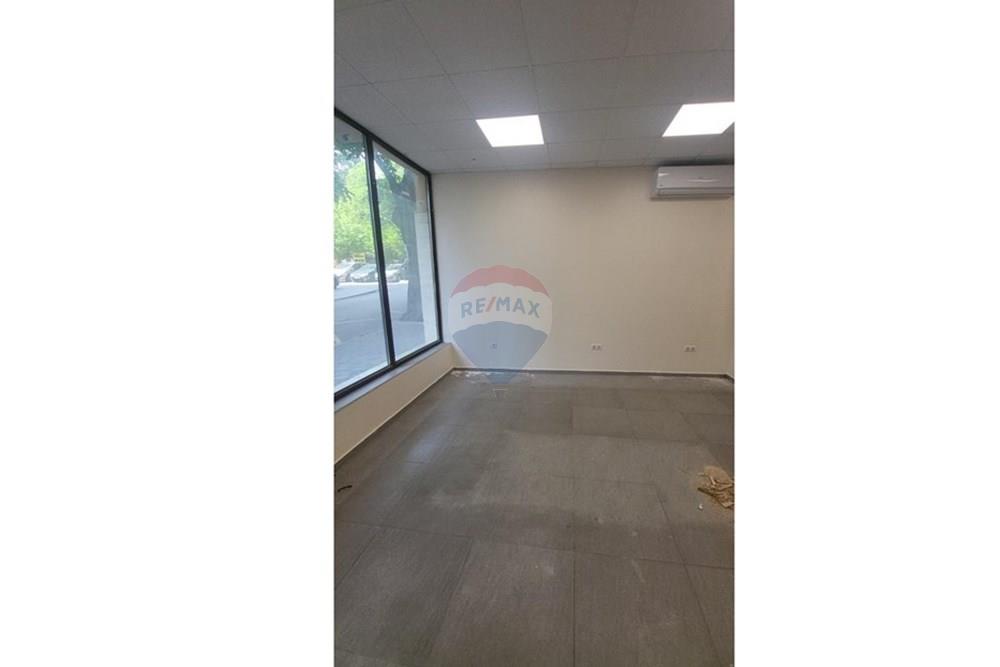 Komerčný priestor/objekt - Na prenájom - гр. Варна, Област Варна, България - 2.jpg - 360391035-48