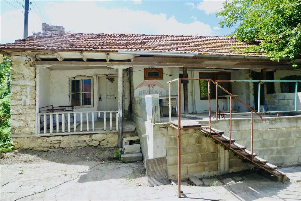 Селска къща - За продажба - с. Кранево, Област Добрич, България - Стара каменна еднофамилна къща на един етаж - Вътрешен двор - 360321025-231