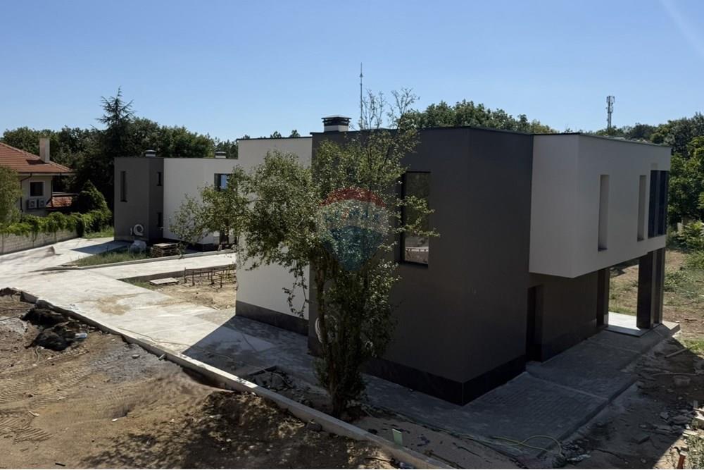 Konak - Satılık - м-т Манастирски рид, Област Варна, България - 0-02-05-15f35840579e1f23051883dc6d34c0be8ad3441d74d6716de9871a2f314842fa_d4c9849eb0b21c7d.jpg - 360481026-16