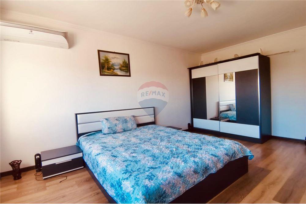 Апартамент - За продажба - гр. Балчик, Област Добрич, България - Слънчева просторна спалня - Спалня - 360321025-246