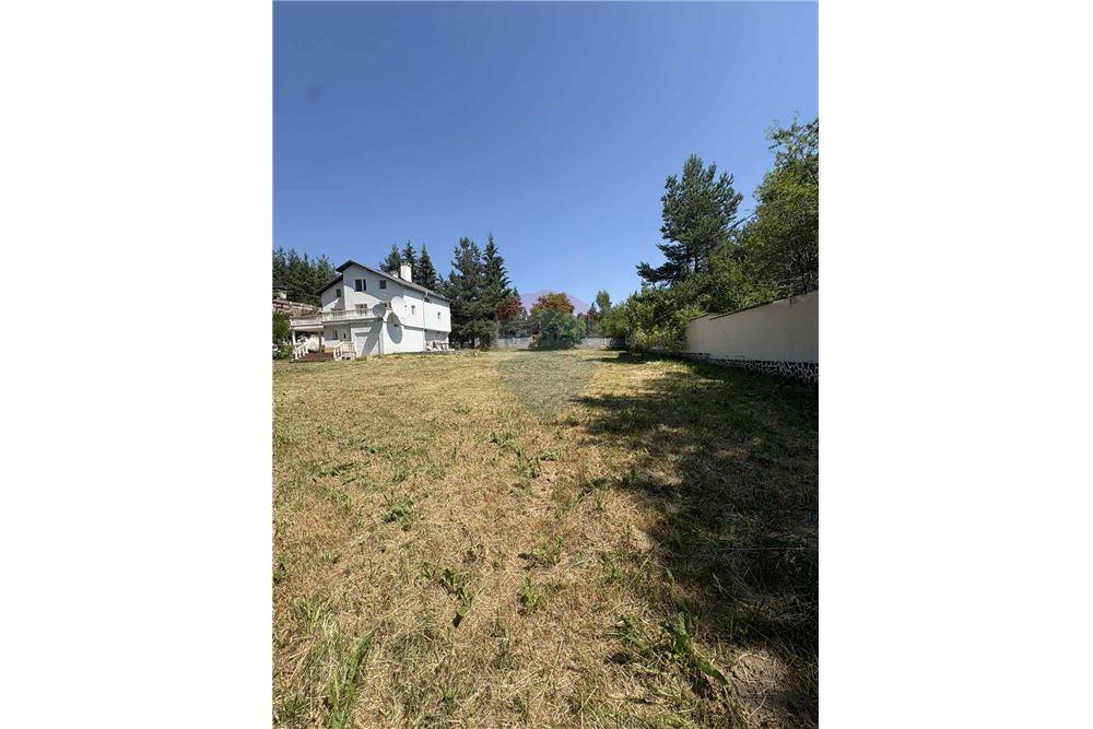 Градска къща - За продажба - в.з. Ярема, Област София, България - 39 - 360241003-138