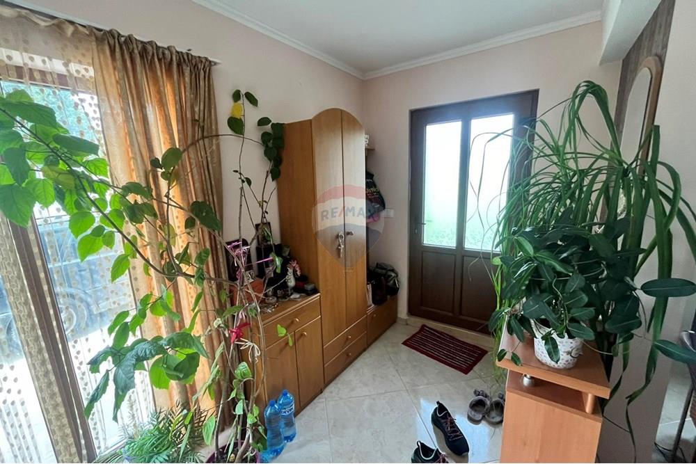 Градска къща - За продажба - гр. Варна, Област Варна, България - viber_image_2025-05-07_13-50-58-480.jpg - 360391067-3