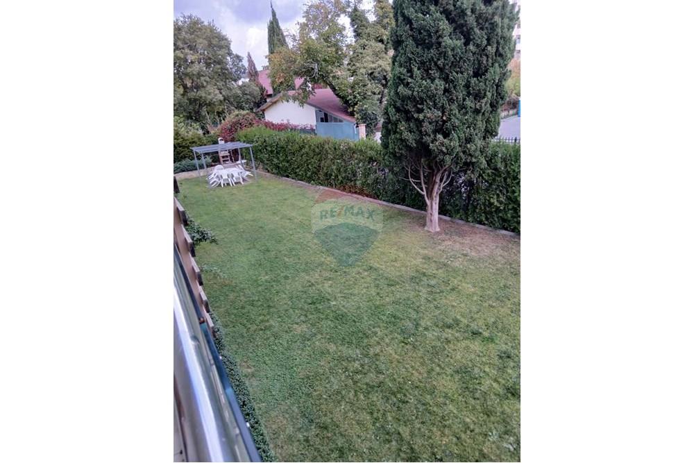 Appartement - À louer - к.к. Св. Св. Константин и Елена, Област Варна, България - двор.jpg - 360301027-137