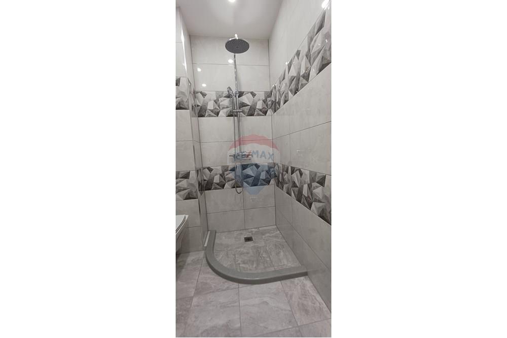 Апартамент - Под наем - гр. Бургас, Област Бургас, България - viber_изображение_2025-11-06_14-32-20-852.jpg - 360291024-92