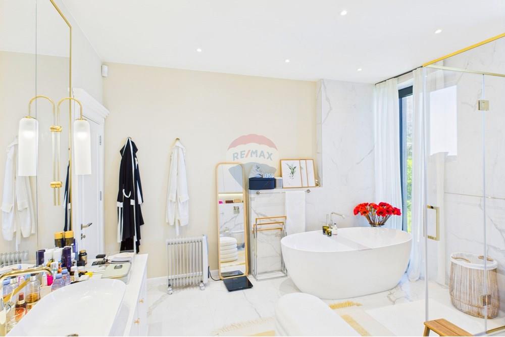 Градска къща - За продажба - гр. София, Област София град, България - CAM02315G0-PR0069-STILL025.jpg - 360241007-111