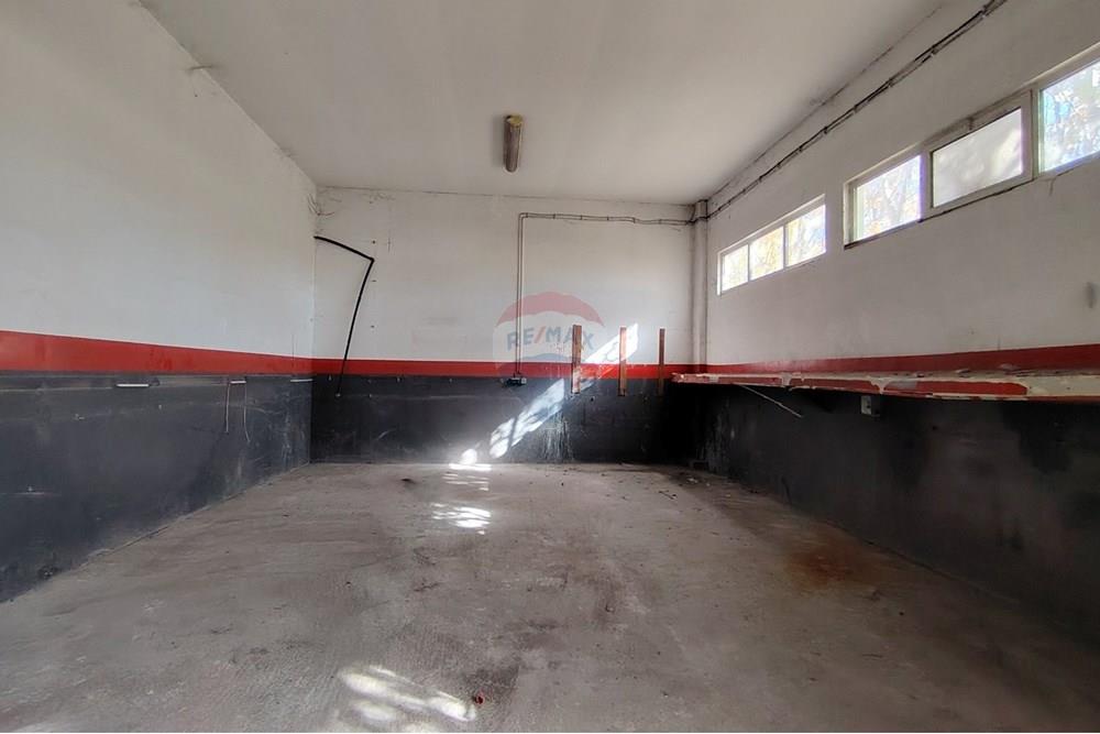 Склад - Под наем - гр. Шумен, Област Шумен, България - viber_изображение_2025-10-29_14-35-21-622.jpg - 360441021-1