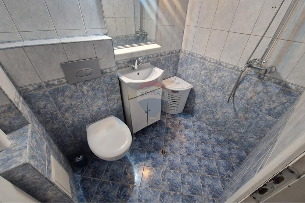 Condo/Apartment - For Rent/Lease - Varna, Varna, Bulgaria - 1000076788.jpg - 360531003-62