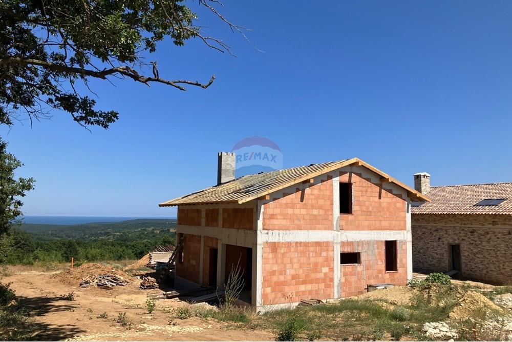 Селска къща - За продажба - с. Приселци, Област Варна, България - thumbnail_IMG_9219.jpg - 360481001-625