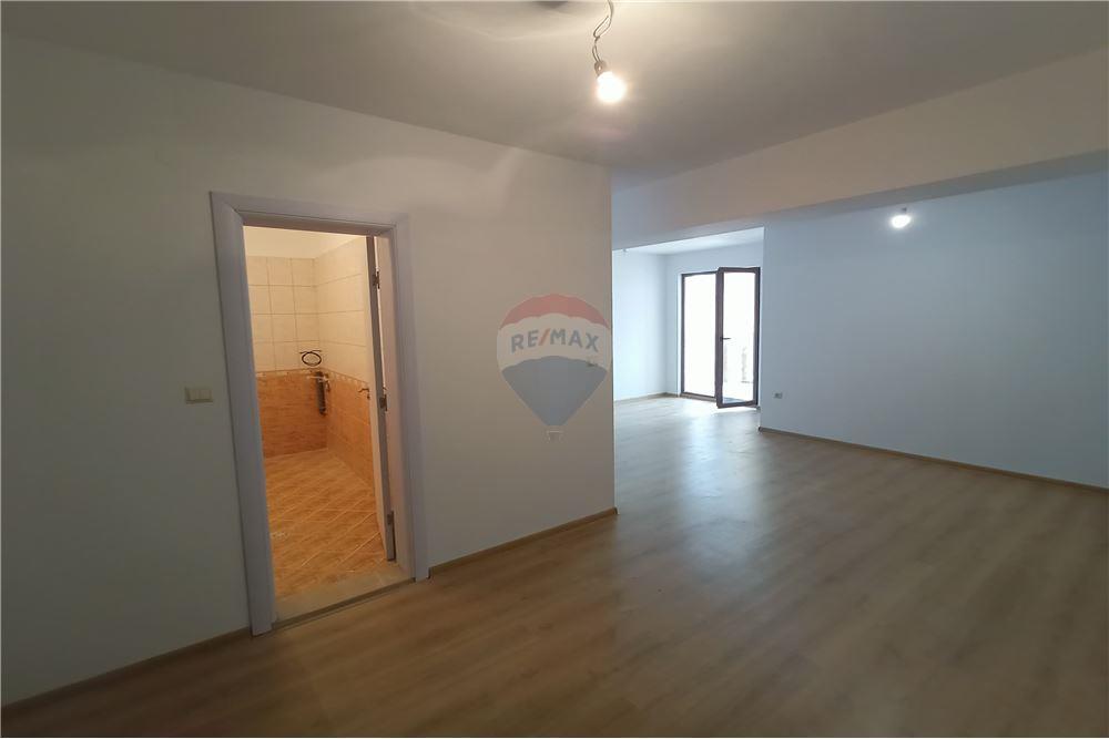 ਕੌਂਡੋ/ਅਪਾਰਟਮੈਂਟ - ਵਿਕਰੀ ਲਈ - гр. Разлог, Област Благоевград, България - 3 - 360421008-120