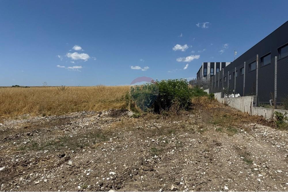 Поземлен имот - За продажба - с. Езерово, Област Варна, България - 0-02-05-c6b4b4cac5cdd99c547596599966cde4fda04c06f9c1c4faffabfa540b591761_8acb1acce58867d3.jpg - 360481001-621