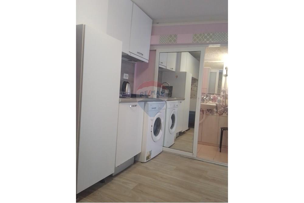 Pilsētas savrupmāja - Pārdošana - гр. Варна, Област Варна, България - IMG_20251017_121830~2.jpg - 360331005-102